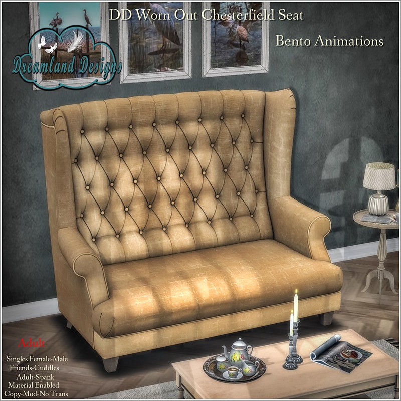 Dreamland Designs – Worn Out Chesterfield Seat